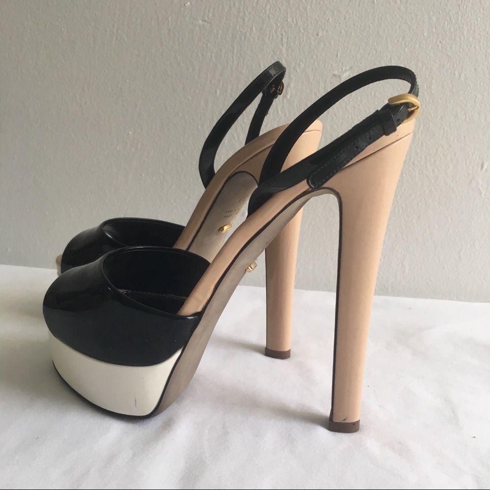 Sergio Rossi sandal size 37